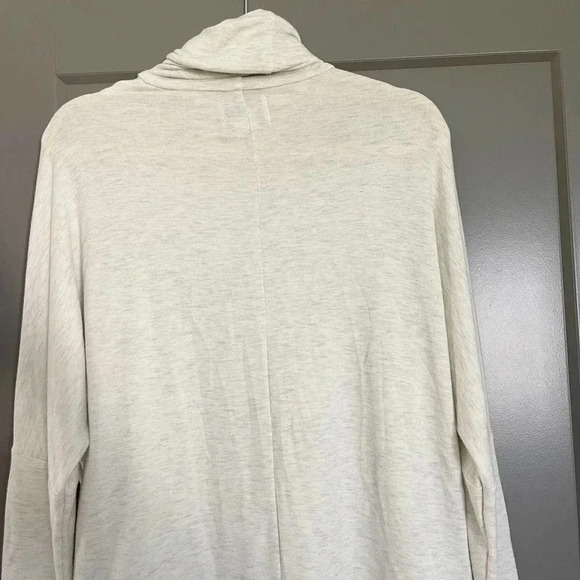 Madison & Berkeley Womens Stretch Turtleneck Long Sleeve Pullover Sweater Small - Picture 6 of 8